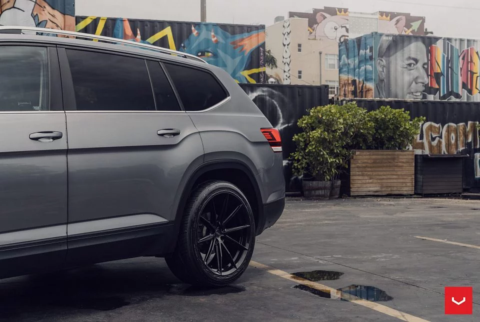 Vossen HFX-2 (5-Lug) / Volkswagen Atlas