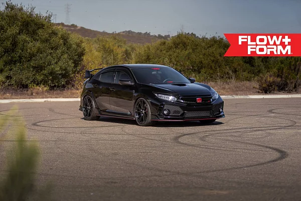 Фото дисков HRE FF04 Черный глянец на Honda Civic Type R FK8