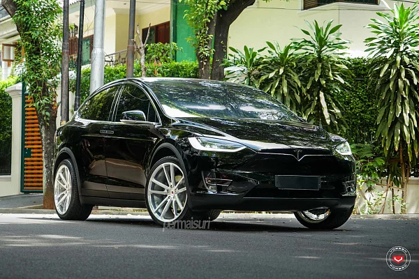 Фото дисков Vossen CG-203 Глянцевый лак на Tesla Model X
