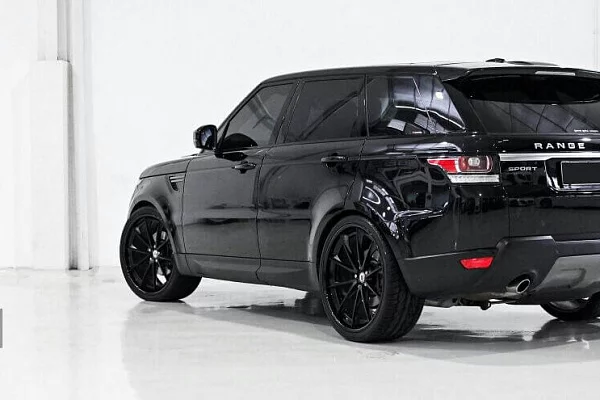 Фото дисков HRE S204H Черный сатин на Range Rover Sport II