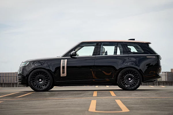 Фото дисков HRE 501M Черный глянец на Range Rover V