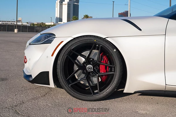Фото дисков HRE FF11 Черный сатин на Toyota Supra A90