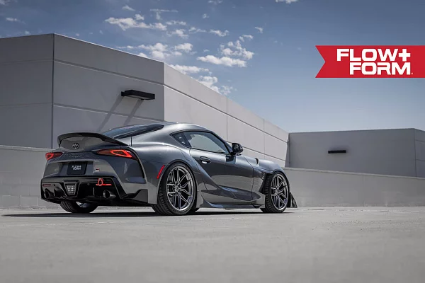 Фото дисков HRE FF21 Глянцевый темный лак на Toyota Supra A90