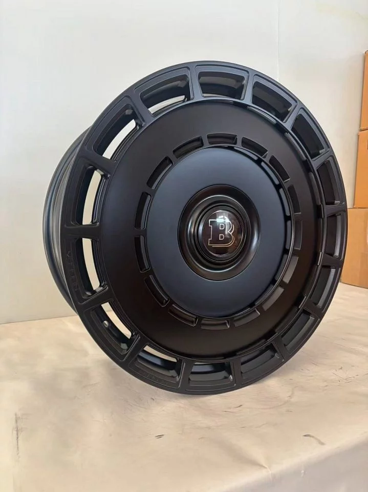 22" диски в стиле Vossen LC3-11 в цвете черный сатин