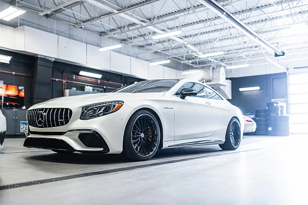 Фото дисков HRE S209 Черный сатин на Mercedes-Benz S-Class (W222, C217)