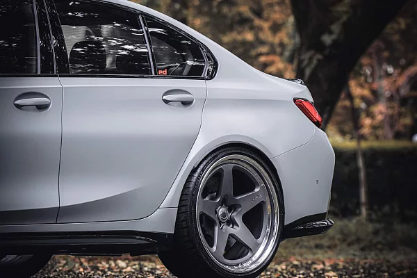 Фото дисков HRE 527 Сатиновый графит на BMW 3/M3 (G2x/G80)