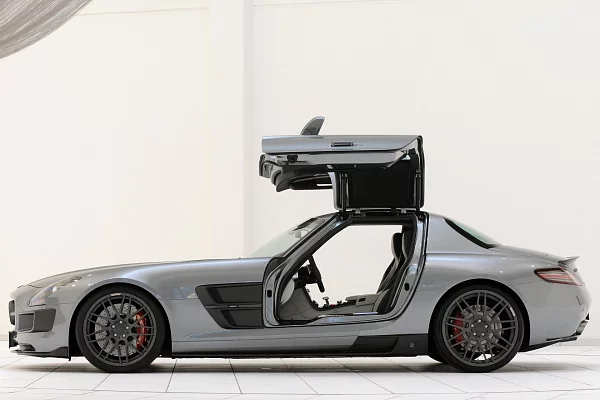 Brabus 700 Biturbo