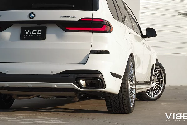 Фото дисков Vossen HF-8 Глянцевый лак на BMW X7 (G07)