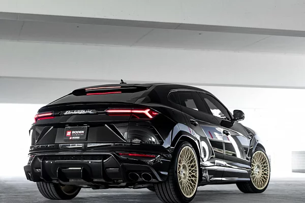 Фото дисков HRE 501M Сатиновая шампань на Lamborghini Urus