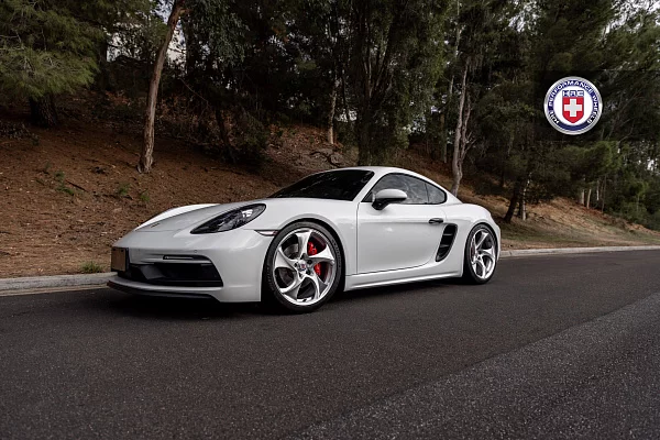 Фото дисков HRE 522M Глянцевый лак на Porsche Cayman III