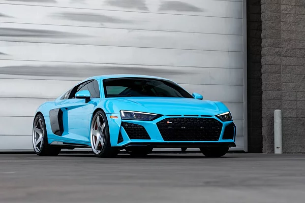 Фото дисков Brixton Forged TR04 Серебро на Audi R8 (4S)