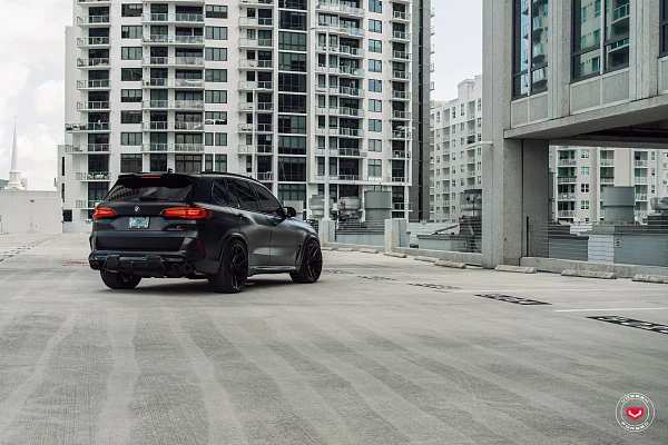 Фото дисков Vossen EVO-4 Черный глянец на BMW X5/X5 M (G05/F95)