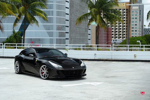 Фото дисков Vossen S21-01 Полированный лак на Ferrari GTC4Lusso