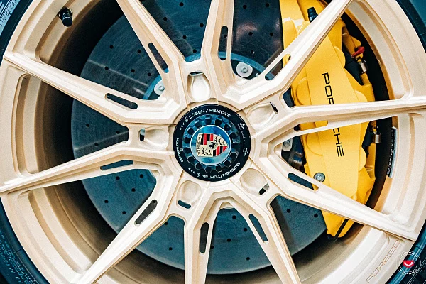 Фото дисков Vossen EVO-2R Глянцевая шампань на Porsche 911 VIII
