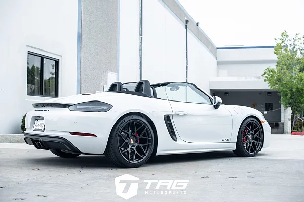 Фото дисков HRE FF01 Черный сатин на Porsche Boxster III