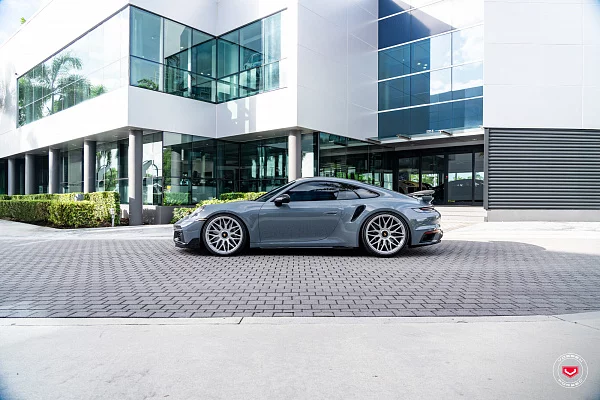 Фото дисков Vossen GEN-03 Глянцевый лак на Porsche 911 VIII