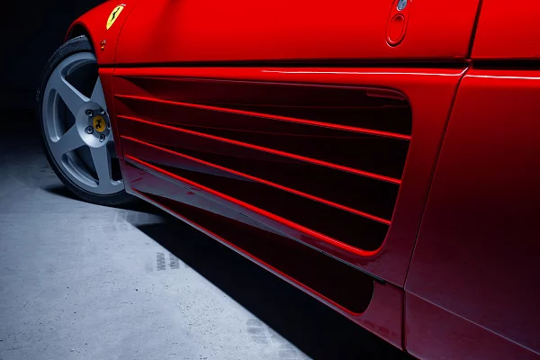 Фото дисков HRE 305M Серебро на Ferrari F355