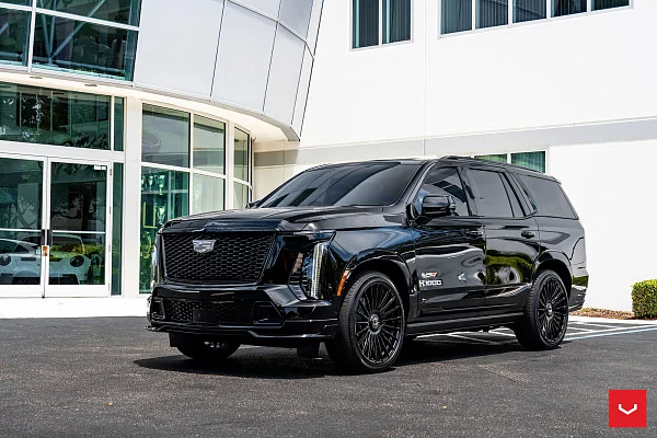 Фото дисков Vossen HF-8 Черный глянец на Cadillac Escalade V