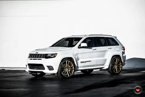 Фото дисков Vossen CG-203 Глянцевое темное золото на Jeep Grand Cherokee IV