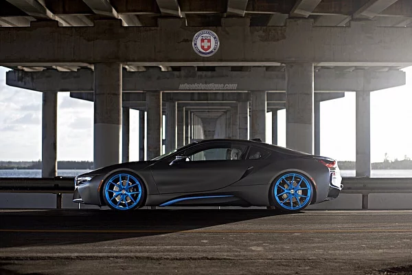 Фото дисков HRE P101 Синий сатин на BMW i8