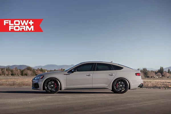 Фото дисков HRE FF01 Черный глянец на Audi A/S/RS 5 (F5)