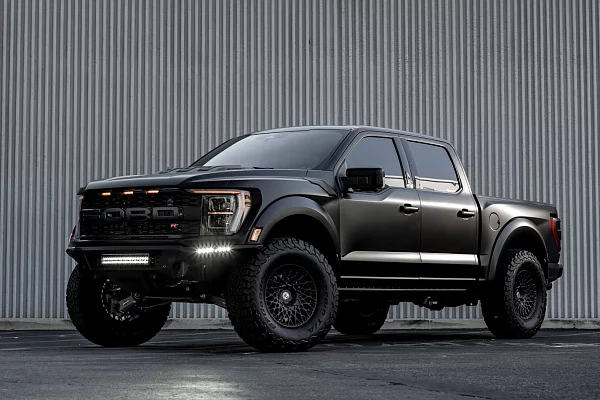 Фото дисков HRE 501M Черный сатин на Ford F-150 XIV