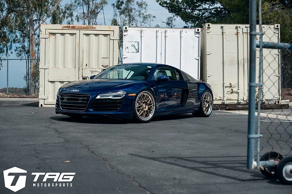 Фото дисков HRE C100 Глянцевое темное золото на Audi R8 (Typ 42)