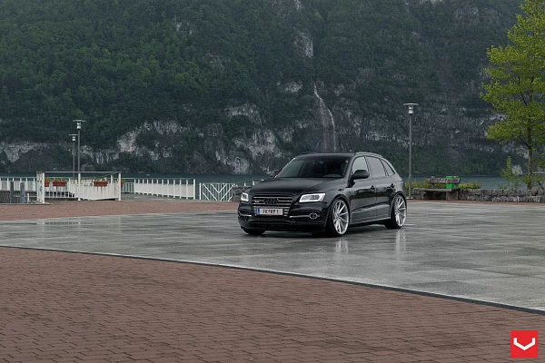 Фото дисков Vossen CVT Серебро на Audi Q5 (8R)