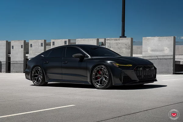 Фото дисков Vossen LC3-01 Глянцевый темный лак на Audi A/RS 7 (4K)