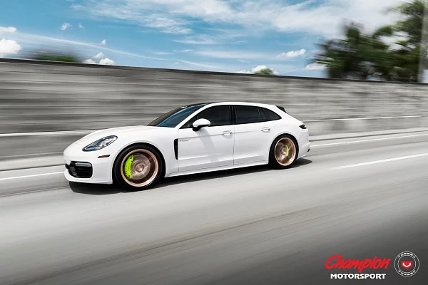 Фото дисков Vossen RS74 Глянцевая медь на Porsche Panamera II