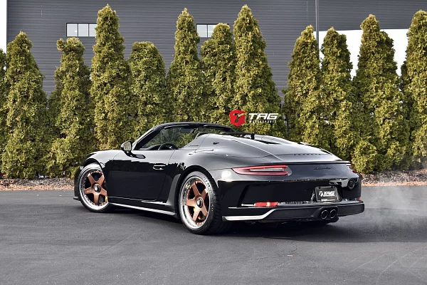 Фото дисков HRE C105 Сатиновая темная медь на Porsche 911 VII