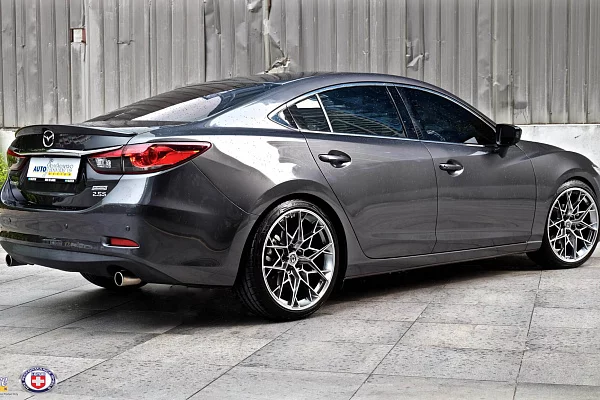 Фото дисков HRE FF11 Серебро на Mazda 6 III (GJ)