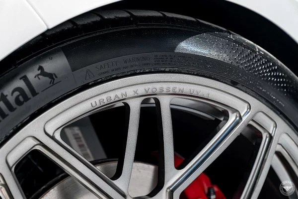 Фото дисков Vossen UV-1 Сатиновый темный лак на Range Rover Sport II