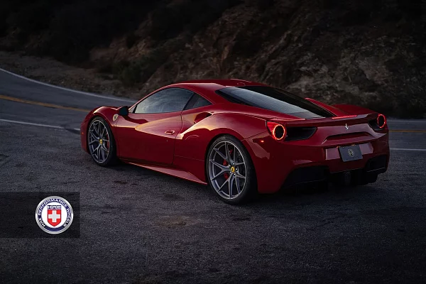 Фото дисков HRE P101 Сатиновый тонированный лак на Ferrari 488