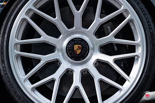 Фото дисков Vossen GEN-03 Глянцевый лак на Porsche 911 VIII