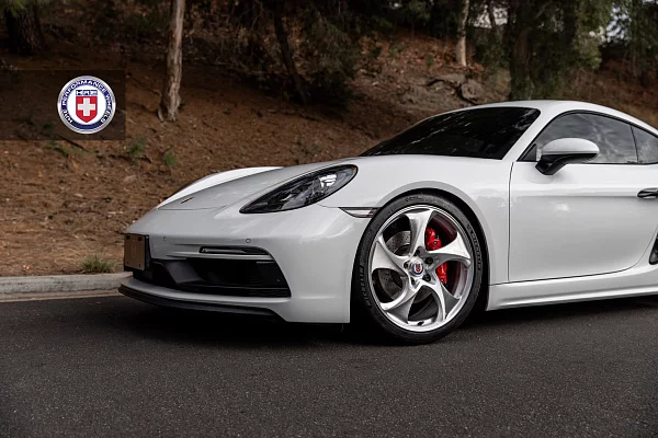 Фото дисков HRE 522M Глянцевый лак на Porsche Cayman III