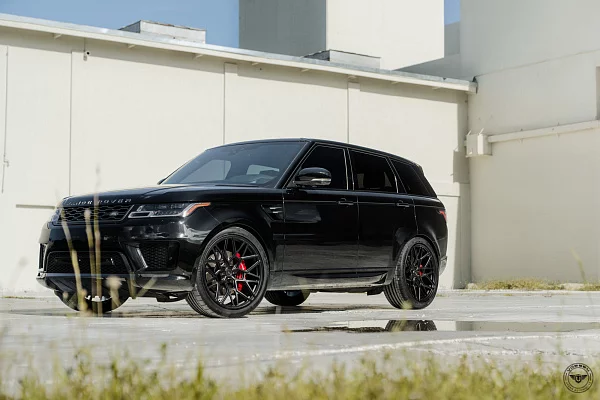 Фото дисков Vossen UV-1 Черный сатин на Range Rover Sport II