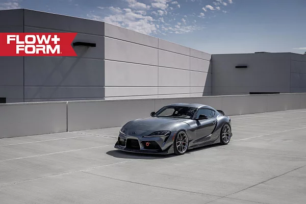 Фото дисков HRE FF21 Глянцевый темный лак на Toyota Supra A90