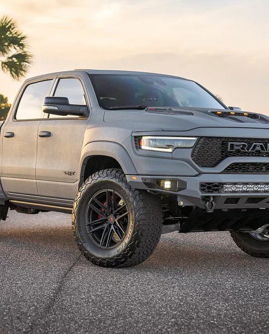 Фото дисков S21-03 Черный сатин на Ram 1500 V