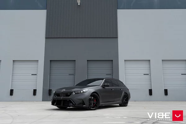 Фото дисков Vossen HF-5 Черный глянец на BMW 5/M5 (G60/G90)