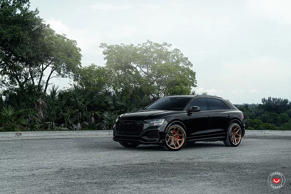 Фото дисков Vossen EVO-4 Глянцевая темная медь на Audi Q8