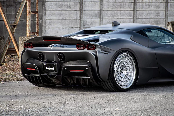 Фото дисков HRE 515 GTM Глянцевый лак на Ferrari SF90