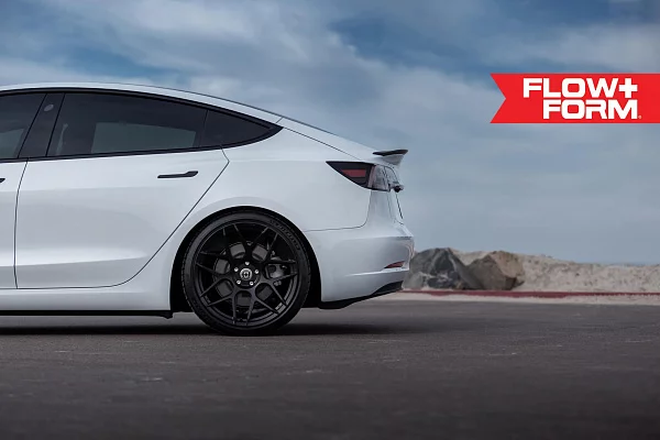 Фото дисков HRE FF01 Черный сатин на Tesla Model 3