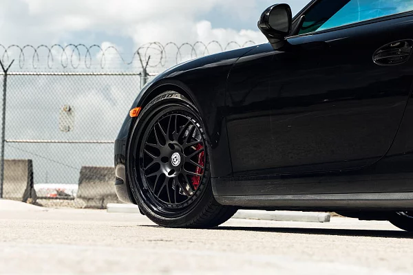 Фото дисков HRE 540C Черный сатин на Porsche 911 VII