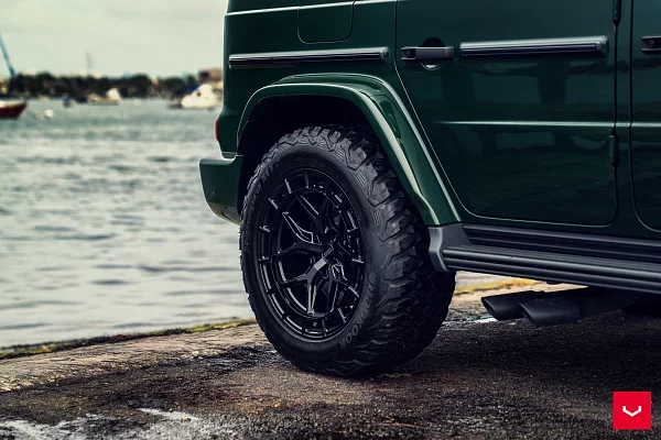 Фото дисков Vossen HFX-1 (5-Lug) Черный глянец на Mercedes-Benz G-Class III