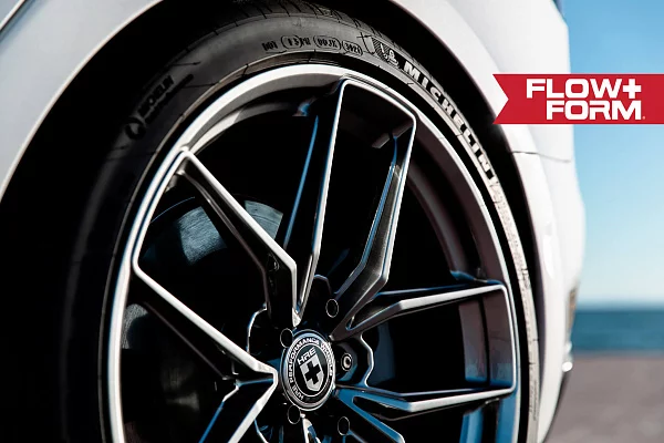 Фото дисков HRE FF21 Глянцевый темный лак на Tesla Model 3
