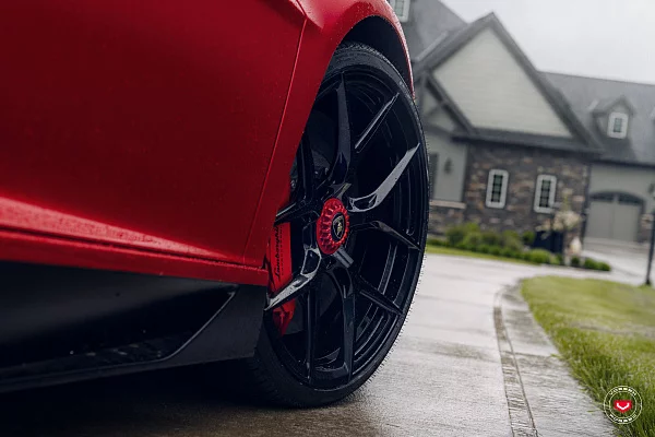Фото дисков Vossen S21-01 Черный глянец на Lamborghini Aventador