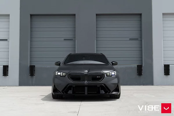 Фото дисков Vossen HF-5 Черный глянец на BMW 5/M5 (G60/G90)