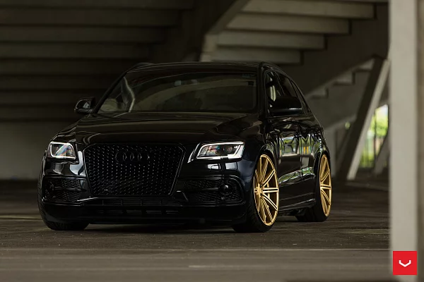 Фото дисков Vossen CV4 Сатиновое золото на Audi Q5 (8R)