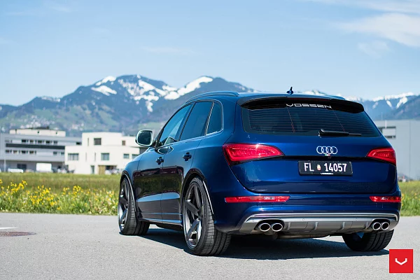 Фото дисков Vossen CV3 Глянцевый графит на Audi Q5 (8R)